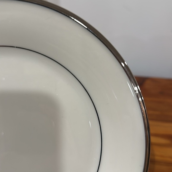 Lenox Dimension Collection Solitaire Ivory Salad Plates w/ Platinum Band x 2 - Picture 3 of 5